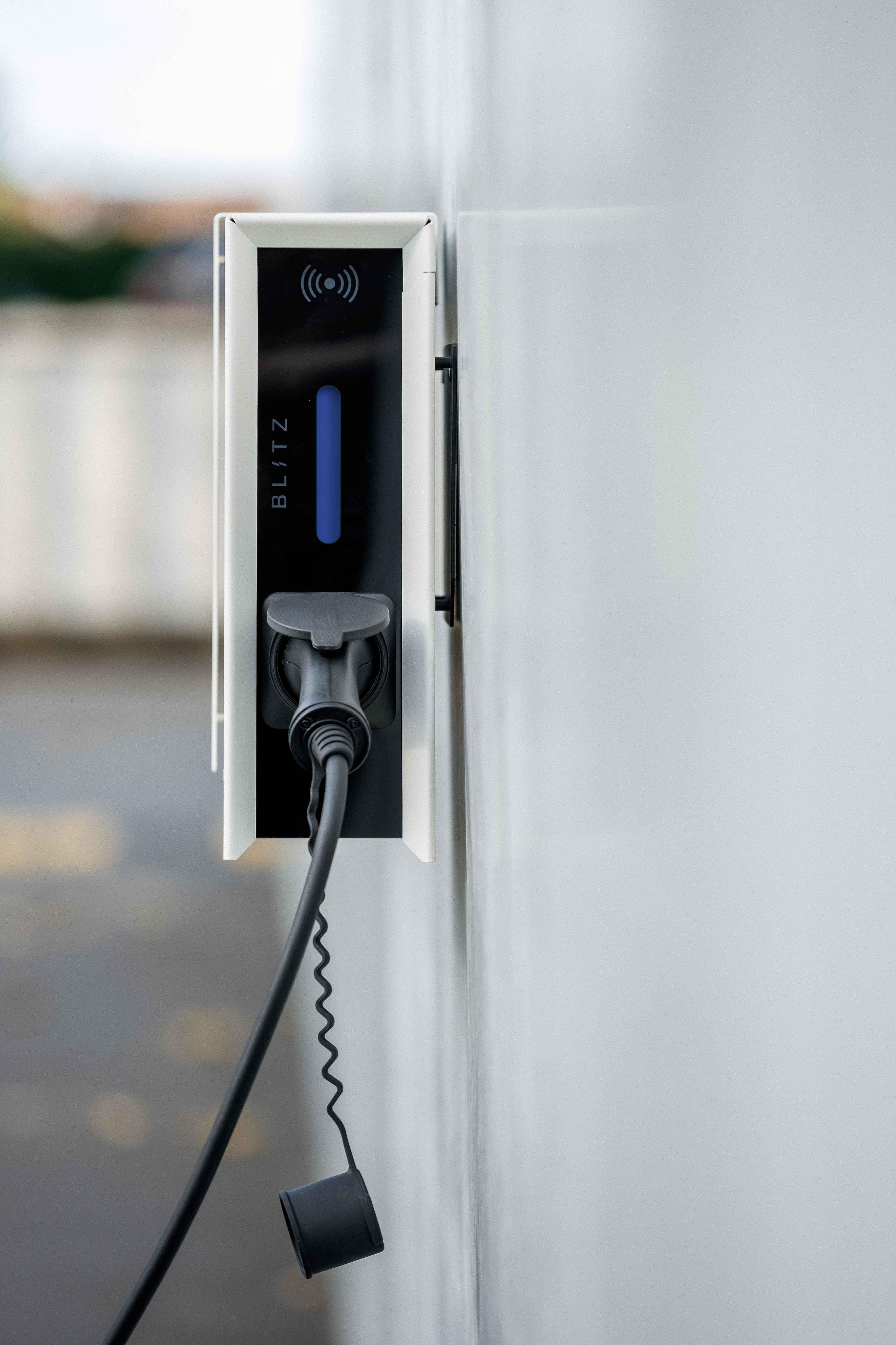 Blitz Single LUX 22 kW Wallbox